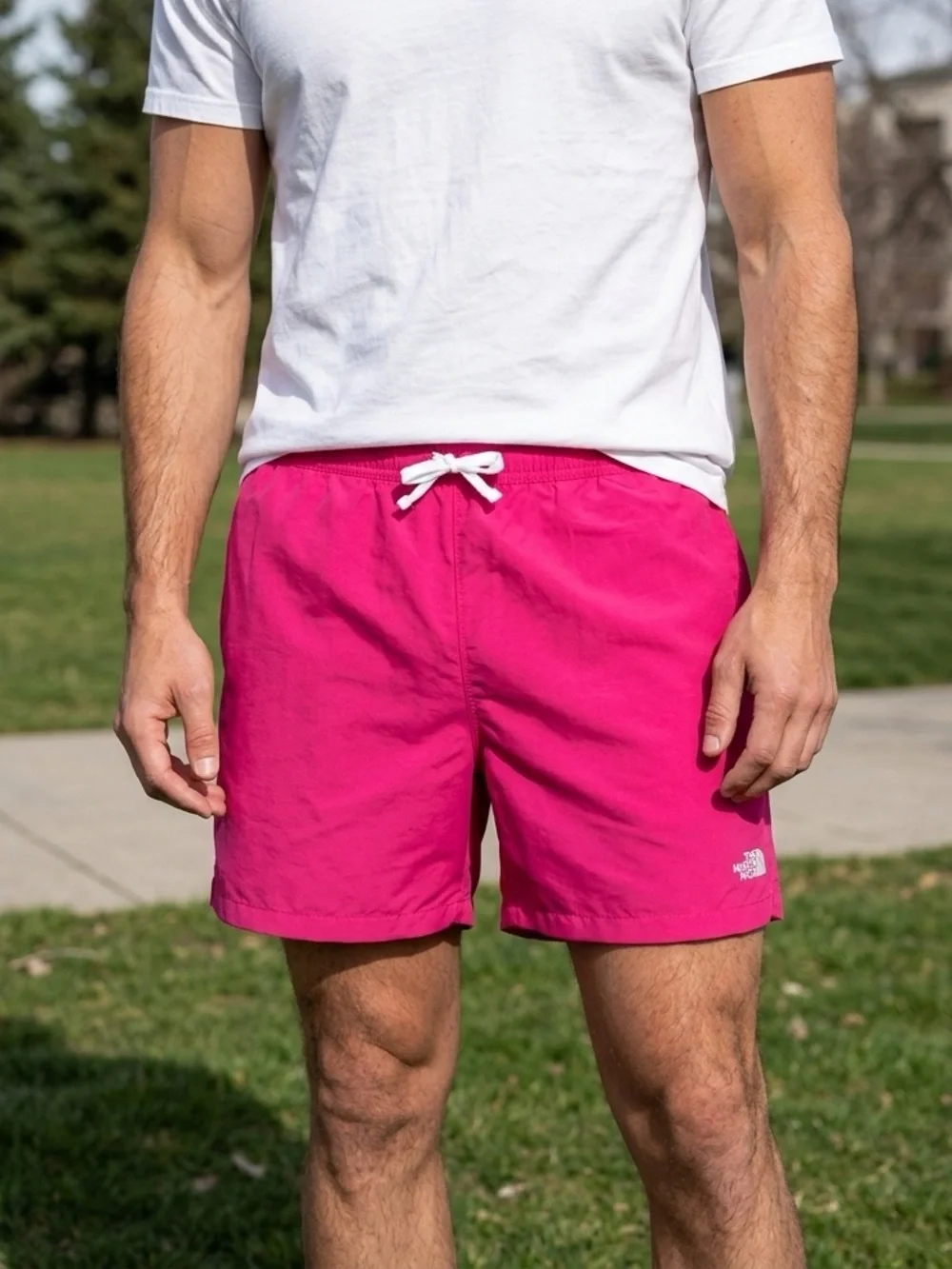 EUC The North Face Men’s 5” Action Woven 2.0 Pink Athletic Shorts - Size L